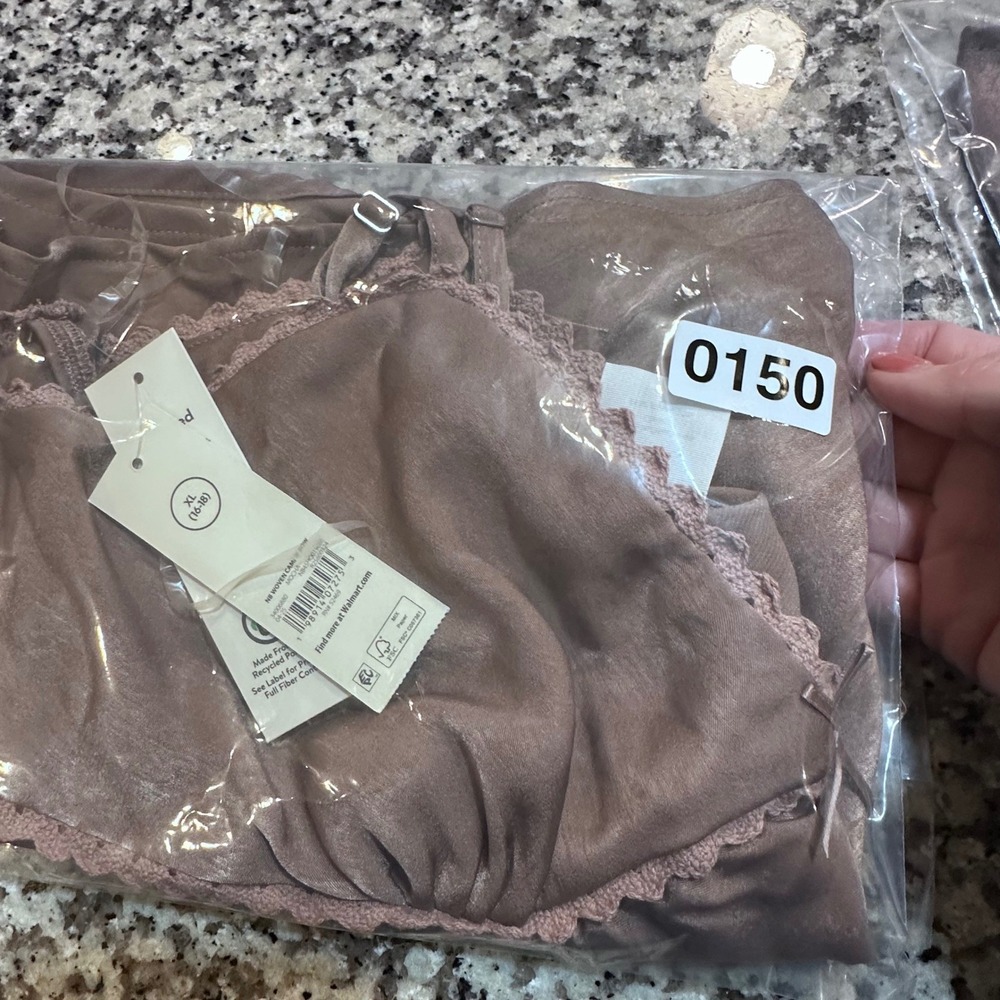 NWT No Boundaries Women's Cami Tank Top‎ XL 16-18 Satin Bow Adjustable Straps - Picture 10 of 10